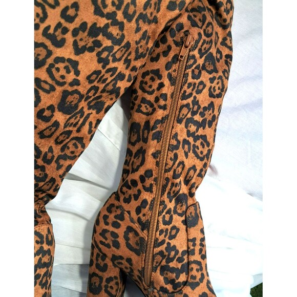 New ShoeDazzle Cheetah Aubriana Chunky High Heel Over Knee Boots Size 8.5 - Picture 9 of 12